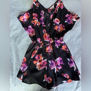 Decree romper, size XS